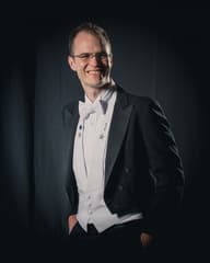 Макс Гледстоун Макс Гледстоун