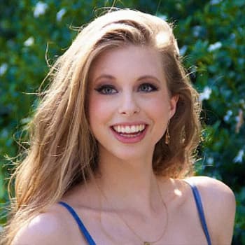 Автор "Крістін Річчіо" Крістін Річчіо