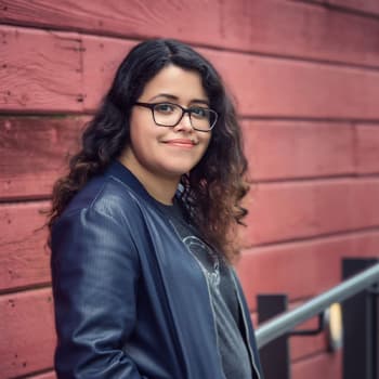 Автор "Сільвія Морено-Гарсія" Сільвія Морено-Гарсія