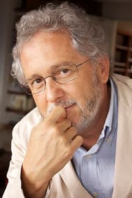 Ектор Абад Фасіолінсе Ектор Абад Фасіолінсе