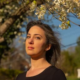 Джулія Ґалеф Джулія Ґалеф