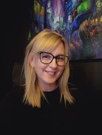 Автор "Пенелопа Дуглас" Пенелопа Дуглас