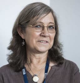 Робін Гобб Робін Гобб