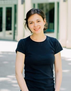 Автор "Гелен Хоанг" Гелен Хоанг