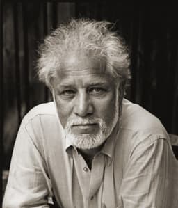 Майкл Ондатже Майкл Ондатже