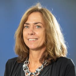 Барбі Латца Надо Барбі Латца Надо