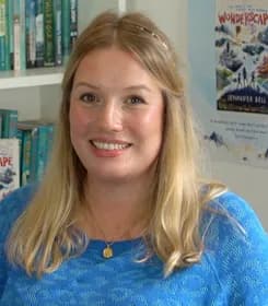 Автор "Дженніфер Белл" Дженніфер Белл