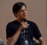 Євген Лір Євген Лір