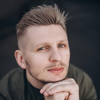 Автор "Сергій «Колос» Мартинюк" Сергій «Колос» Мартинюк