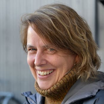 Автор "Бонні-С’ю Гічкок" Бонні-С’ю Гічкок