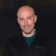 Браян К. Вон Браян К. Вон