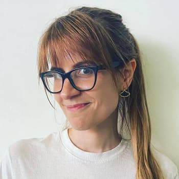 Автор "Алі Гейзелвуд" Алі Гейзелвуд