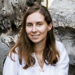 Юлія Твєрітіна Юлія Твєрітіна