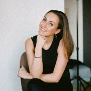 Автор "Зої Астон" Зої Астон