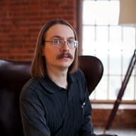 Володимир Аренєв Володимир Аренєв