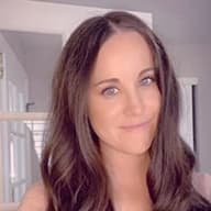 Рейвен Кеннеді Рейвен Кеннеді