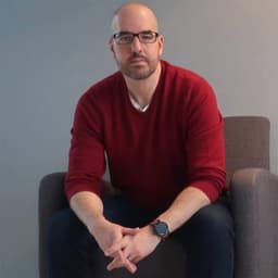 Райлі Сейґер Райлі Сейґер