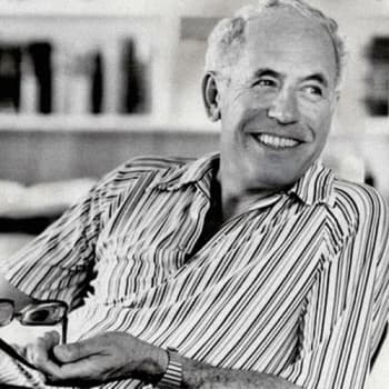 Автор "Артур Гейлі" Артур Гейлі