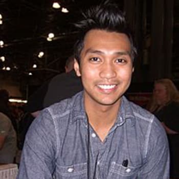 Автор "Френсіс Манапул" Френсіс Манапул