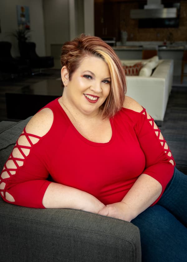 Автор "Трейсі Вульф" Трейсі Вульф