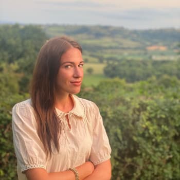 Автор "Белла Макі" Белла Макі