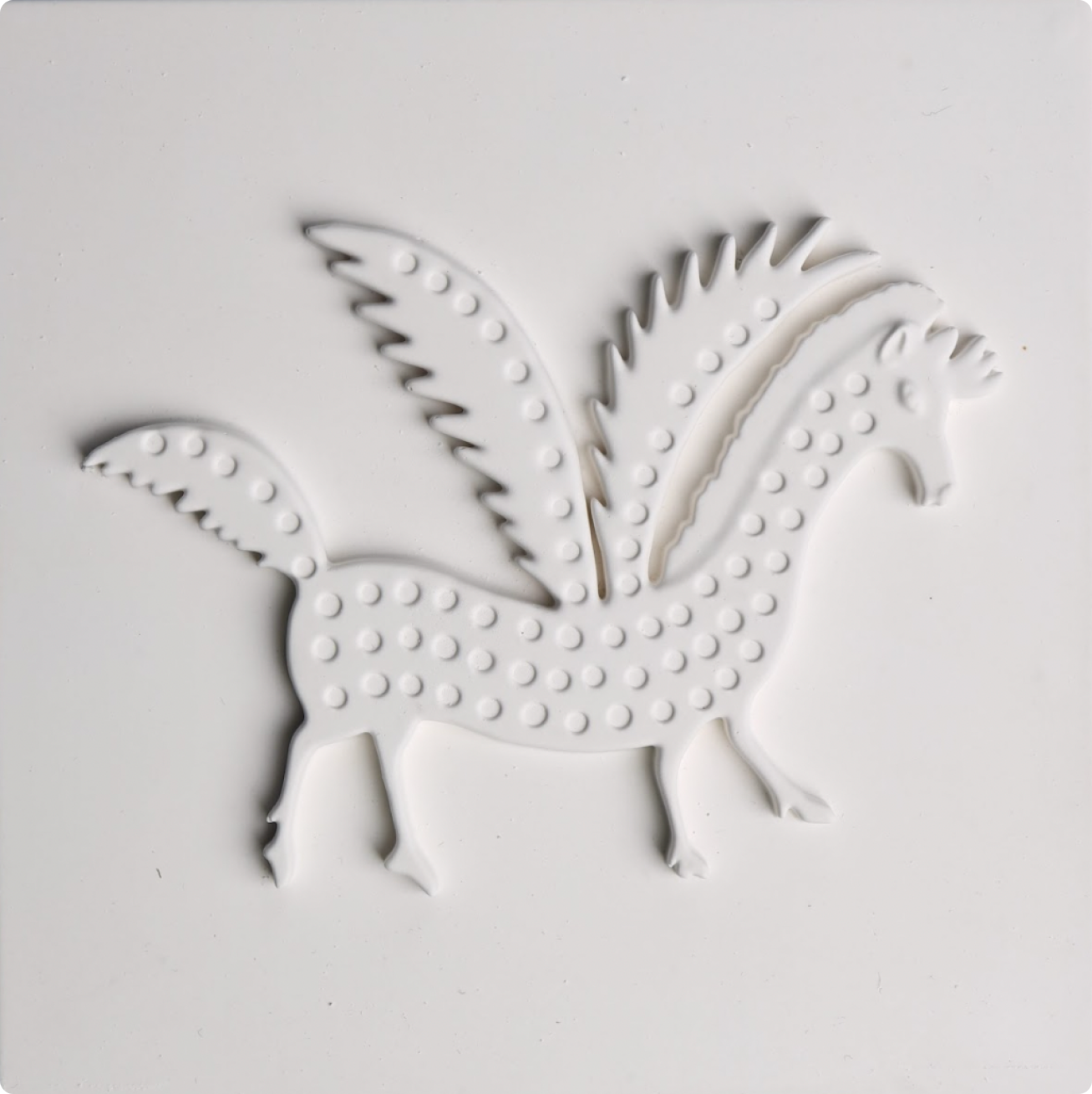 Гіпсова фігура "Крилатий кінь"